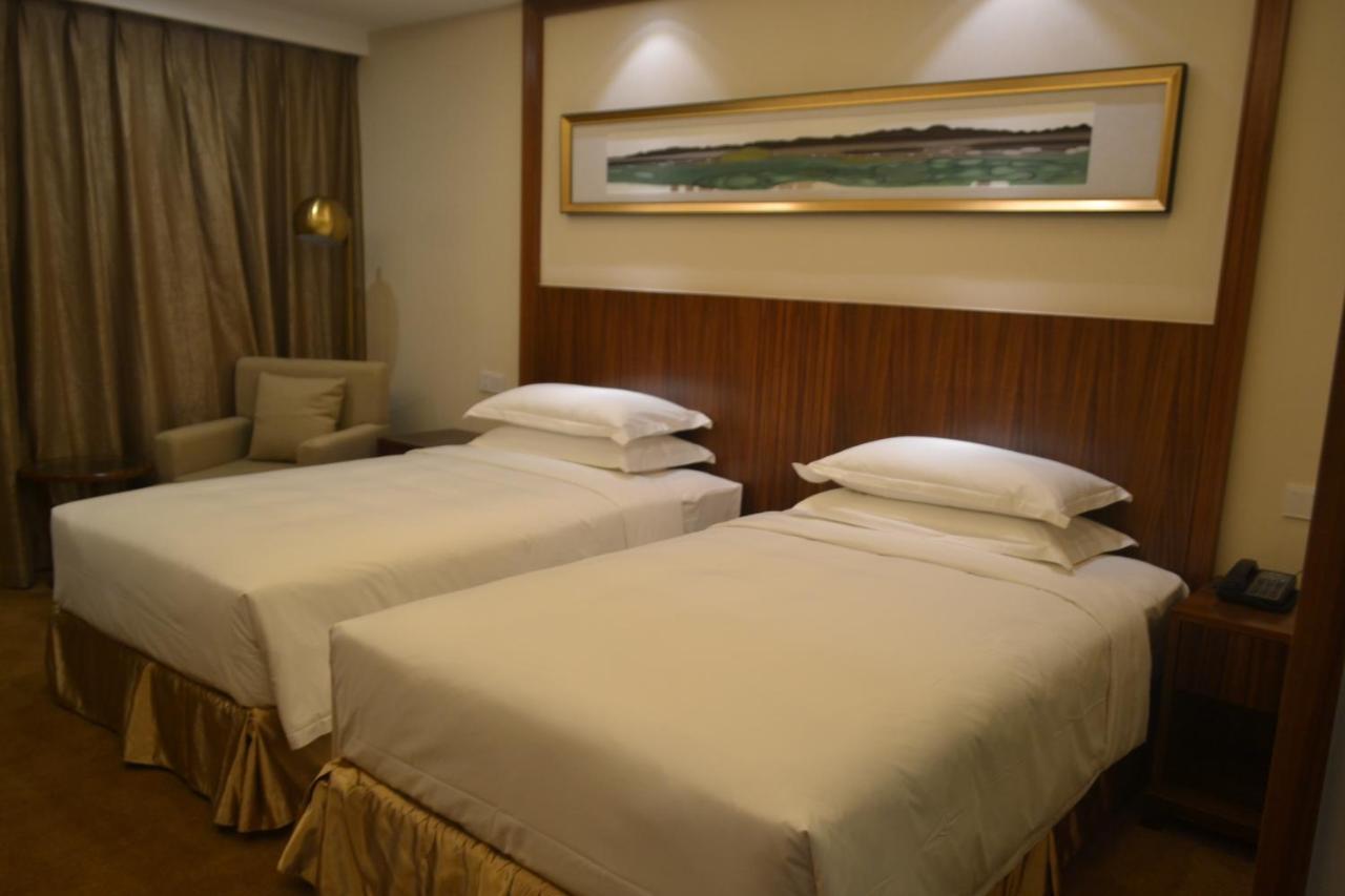 Hotel Kaloum Conakry Ngoại thất bức ảnh