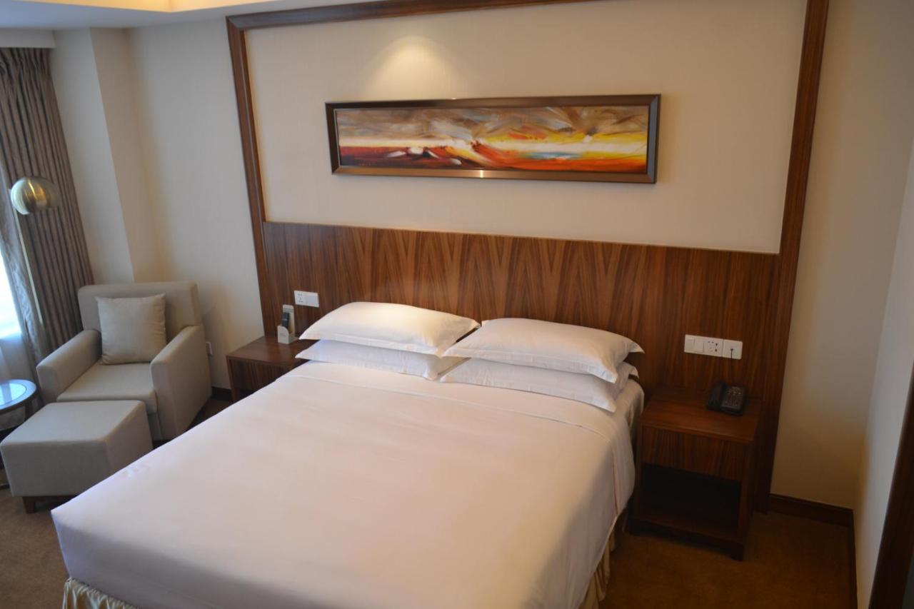 Hotel Kaloum Conakry Ngoại thất bức ảnh